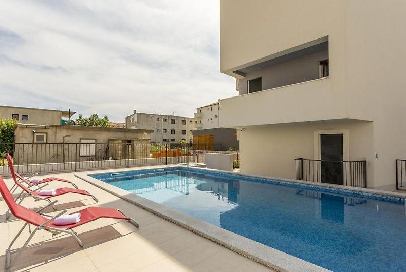 Apartment Laura Podstrana Esterno foto